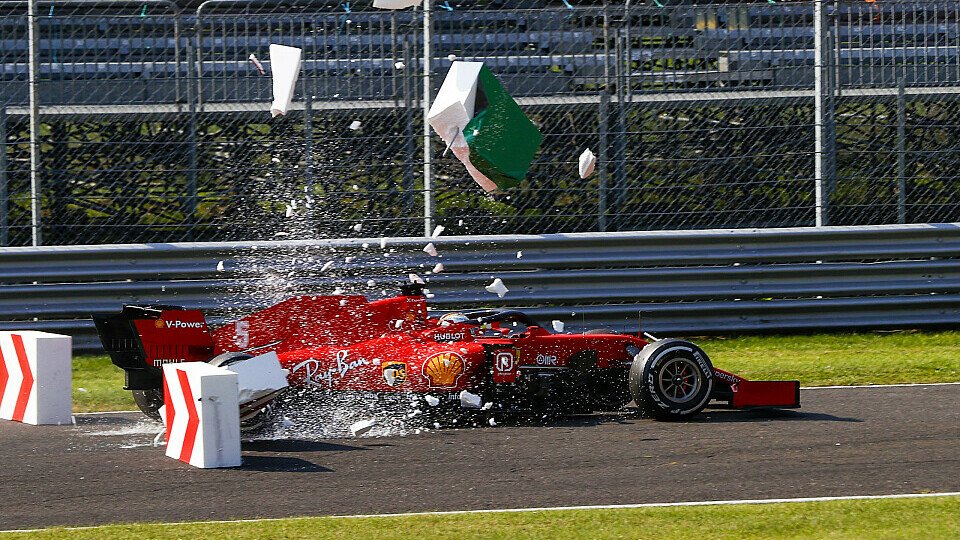 Sebastian Vettels Italien GP dauerte nur sieben Runden lang, Foto: LAT Images