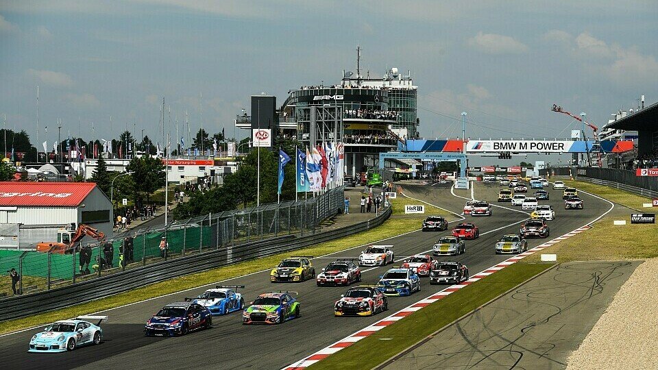Das 24h-Rennen Nürburgring soll Anfang Juni 2021 stattfinden