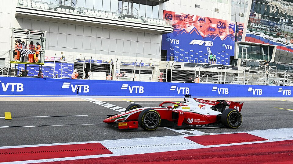 Mick Schumacher hat seinen zweiten Sieg in der Formel-2-Saison 2020 eingefahren, Foto: LAT Images