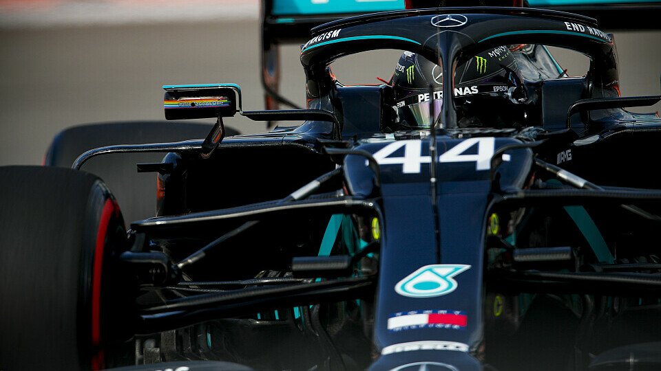 Lewis Hamilton kassierte in Russland gleich zwei Strafen für Übungsstarts vor dem Rennen, Foto: LAT Images