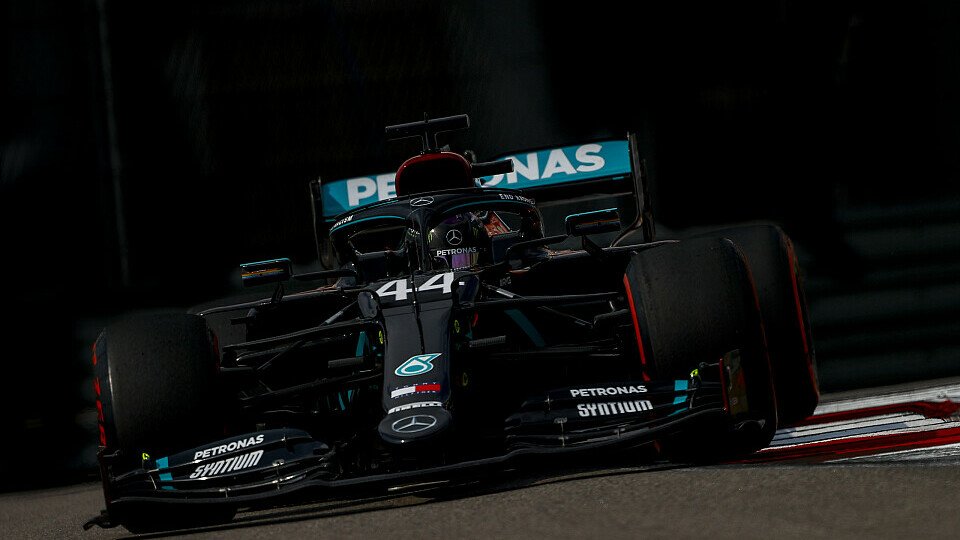 Lewis Hamilton startet beim Formel-1-Rennen in Russland am Sonntag von der Pole Position, Foto: LAT Images
