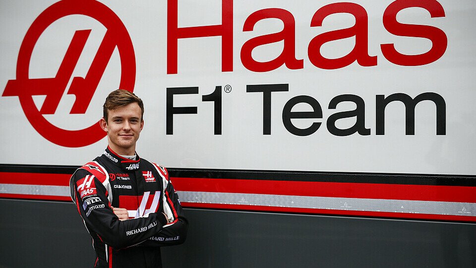 Callum Ilott fährt am Freitag auf dem Nürburgring das erste Training für Haas, Foto: LAT Images