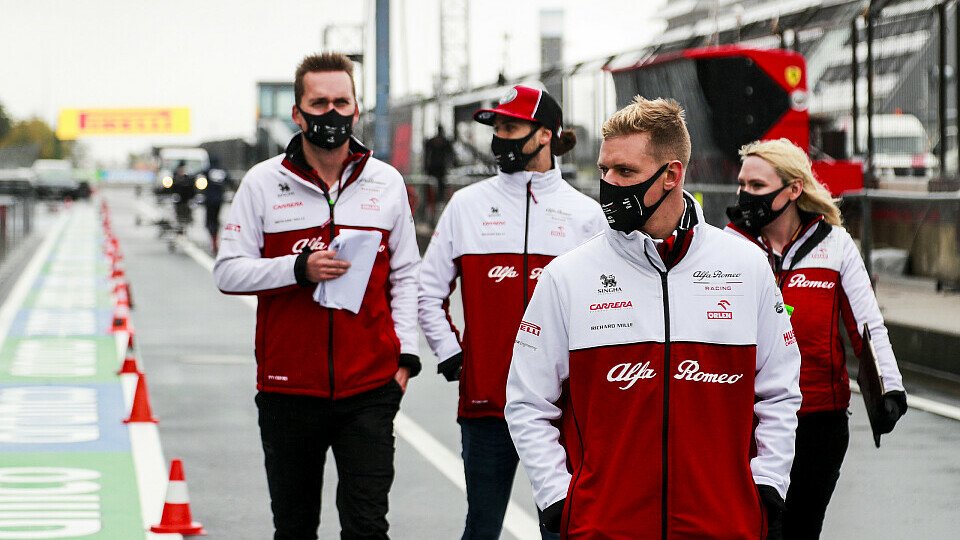 Mick Schumacher am Donnerstag auf dem Nürburgring, Foto: LAT Images