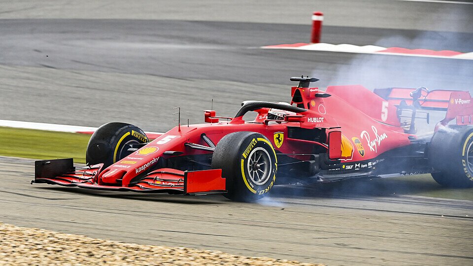 Sebastian Vettel drehte sich bei der Verfolgung Antonio Giovinazzis, Foto: LAT Images
