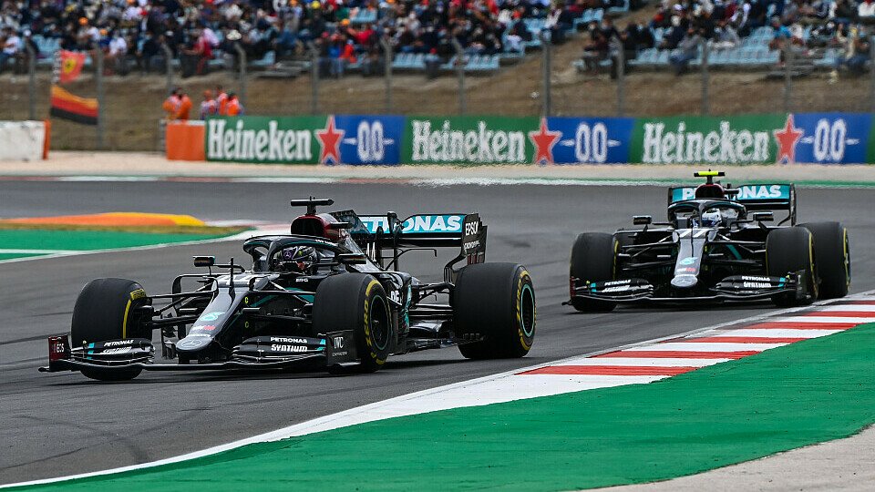 Lewis Hamilton setzte sich beim Formel-1-Rennen in Portugal gegen Mercedes-Teamkollege Valtteri Bottas durch, Foto: LAT Images