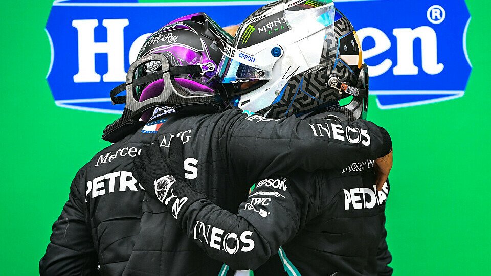 Valtteri Bottas blieb nach der Niederlage beim Formel-1-Rennen in Portugal nur die Gratulation an Lewis Hamilton, Foto: LAT Images