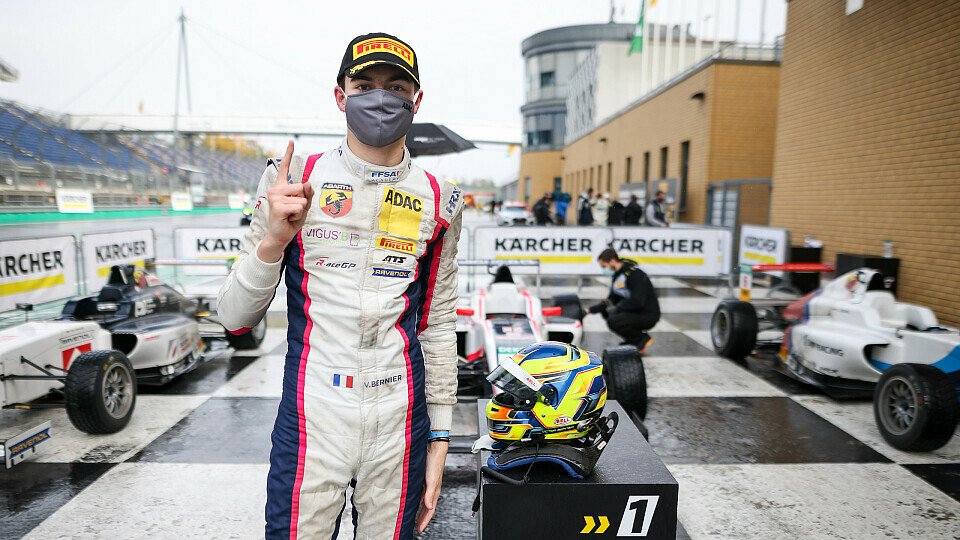 Zweiter Saisonsieg für Victor Bernier, Foto: ADAC Formel 4