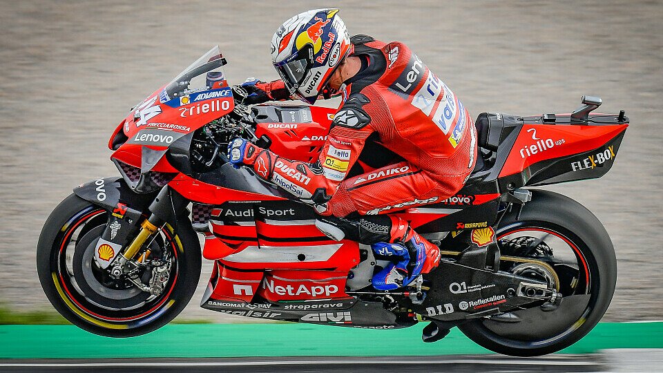 Ducati legte im Vergleich zum ersten Valencia-GP deutlich zu, Foto: MotoGP.com