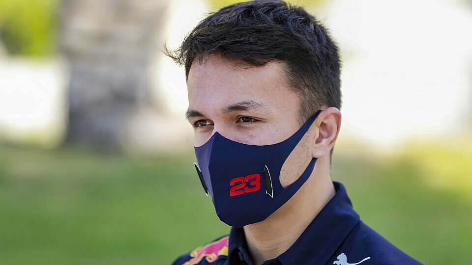 Alexander Albons Chancen auf einen Verbleib bei Red Bull sind im Sakhir GP nicht gestiegen, Foto: LAT Images