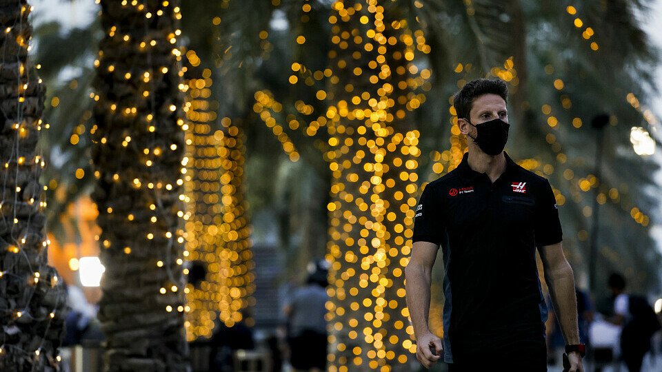 Die Formel-1-Piloten kommen heute im Bahrain-Fahrerlager an