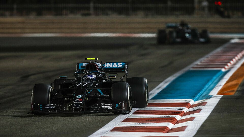 Valtteri Bottas ließ Lewis Hamilton in Abu Dhabi hinter sich