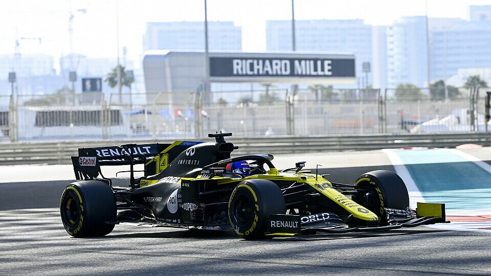 Fernando Alonso durfte beim Abschluss-Test der Formel 1 in Abu Dhabi ran, Foto: LAT Images