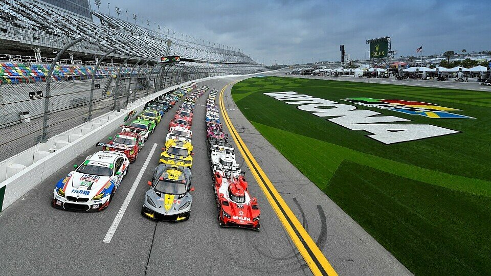 61 Autos treten 2022 bei den 24h Daytona an, Foto: IMSA