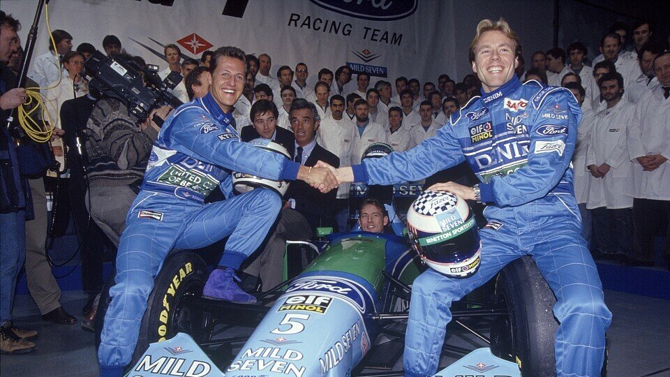 Michael Schumacher und JJ Lehto waren 1994 Teamkollegen bei Benetton, Foto: LAT Images