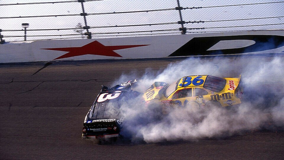 NASCAR-Legende Dale Earnhardt verstarb am 18. Februar 2001 in Folge eines Unfalls im Daytona 500, Foto: LAT Images