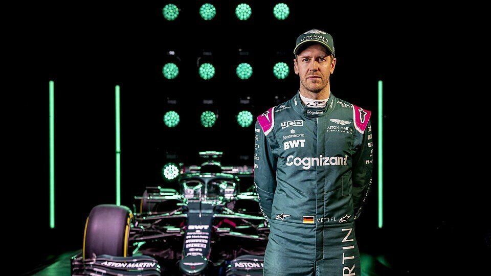 Sebastian Vettel im neuen Gewand: Erstmals im Overall von Aston Martin