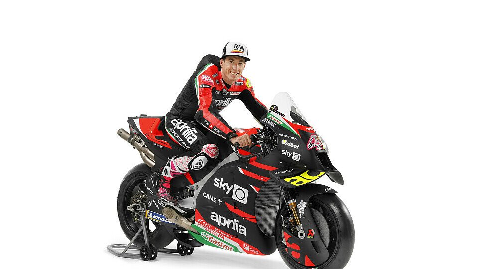 Aleix Espargaro ist voll des Lobes über sein Bike, Foto: Aprilia