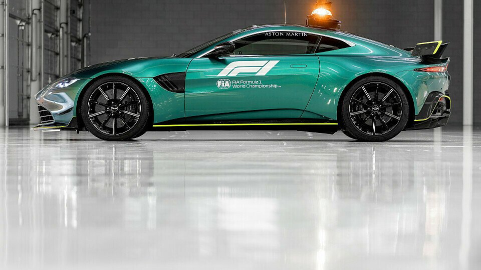 Aston Martin stellte 2021 erstmals ein Safety Car für die Formel 1., Foto: Aston Martin