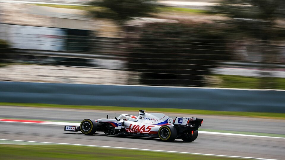 Haas absolvierte am Donnerstag vor den Formel-1-Testfahrten den Shakedown des VF-21