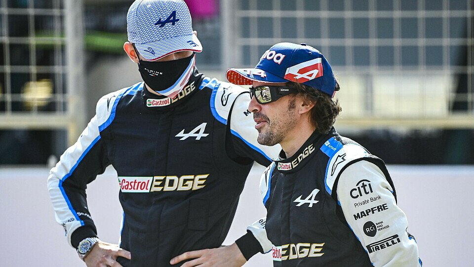 Fernando Alonso sieht sich bei Alpine einzig in der Rolle des Fahrers, Foto: LAT Images