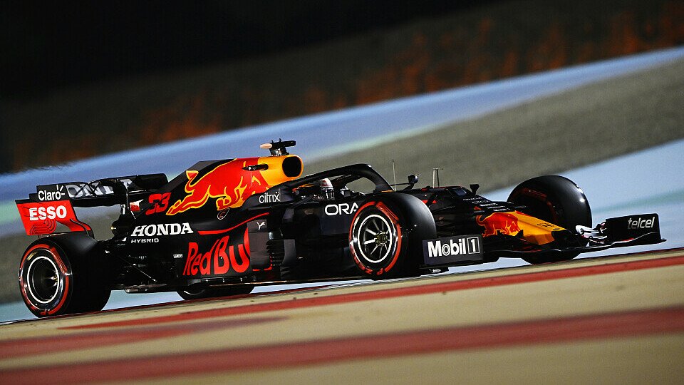Max Verstappen hat sich im ersten Qualifying der Formel 1 2021 in Bahrain die Pole Position gesichert, Foto: LAT Images