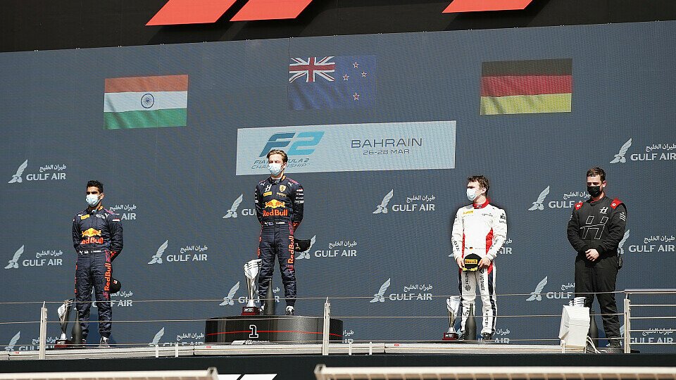 Lawson siegt in Bahrain, Beckmann fährt als Dritter aufs Podium
