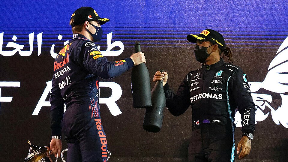Max Verstappen und Lewis Hamilton sind mit Red Bull und Mercedes auch in Imola die Favoriten, Foto: LAT Images
