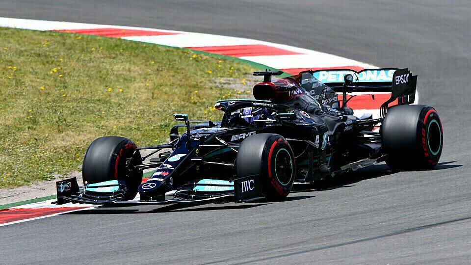 Mercedes und Lewis Hamilton beenden den Trainings-Tag an der F1-Spitze