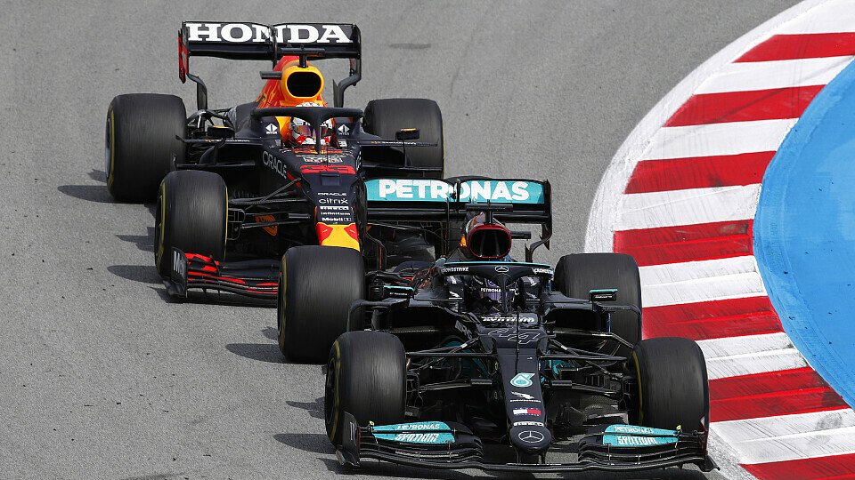 Finden Max Verstappen und Red Bull wieder einen Weg vorbei an Lewis Hamilton und Mercedes?, Foto: LAT Images