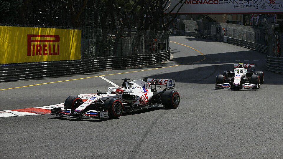 Nikita Mazepin blieb in Monaco nach Teamorder vor Mick Schumacher, Foto: LAT Images