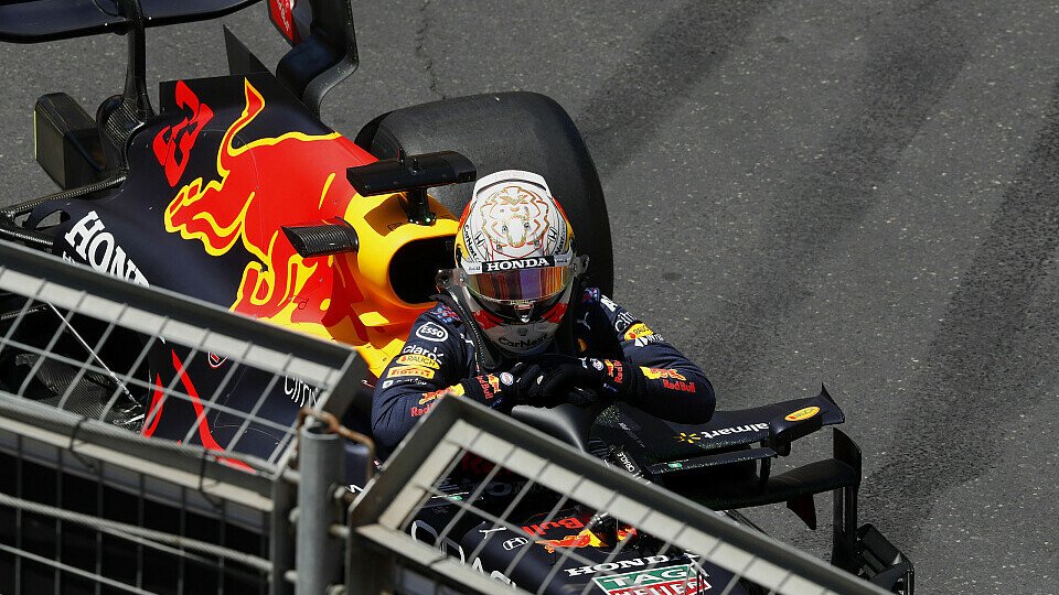 Max Verstappen crashte im 3. Freien Training zum Aserbaidschan GP in Baku, Foto: LAT Images