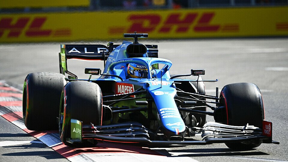 Fernando Alonso gelang in Baku der Sprung ins Q3, Foto: LAT Images