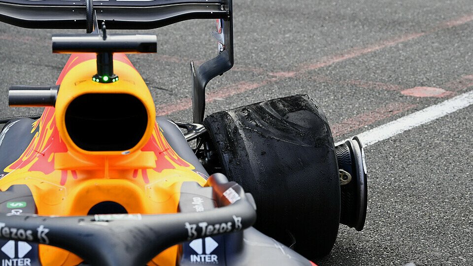 Die Reifenschäden von Baku haben in der Formel 1 ein langes Nachspiel, Foto: LAT Images