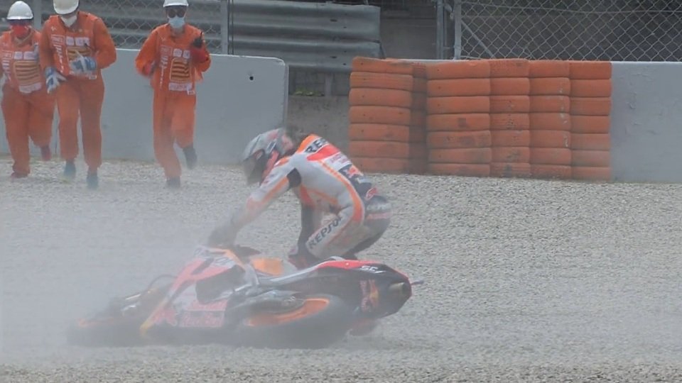 Marc Marquez' Rennen endete erneut im Kies, Foto: Screenshot/MotoGP