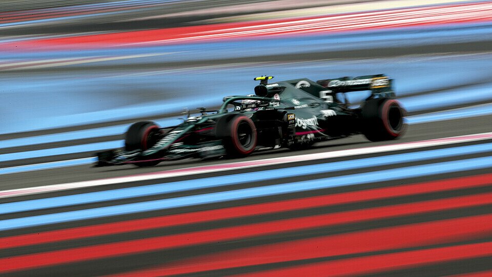 Sebastian Vettel hatte sich mit Aston Martin beim Formel-1-Qualifying in Frankreich mehr ausgerechnet, Foto: LAT Images