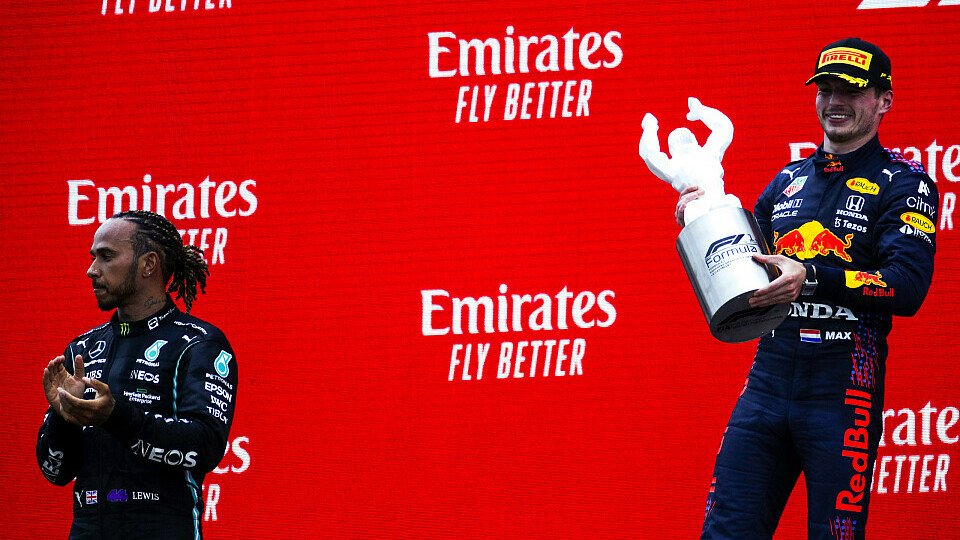 Max Verstappen musste Lewis Hamilton beim Formel-1-Rennen in Frankreich zwei Mal überholen