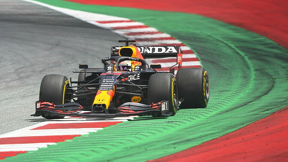 Max Verstappen fuhr auch im 2. Freien Training der Formel 1 in Österreich die Bestzeit, Foto: LAT Images