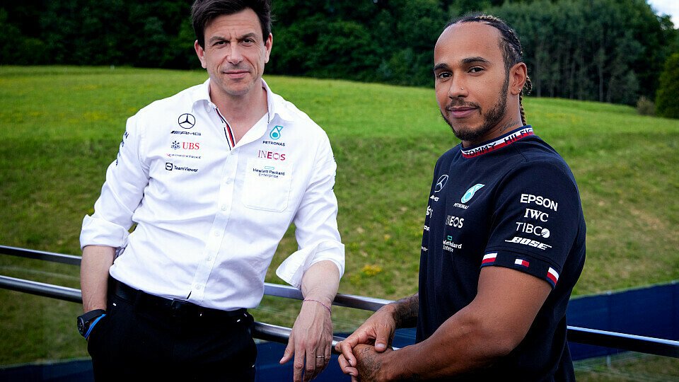 Toto Wolff betrachtet Lewis Hamilton als einen Freund, Foto: Mercedes-AMG F1