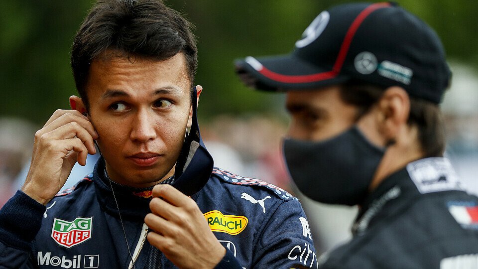Alexander Albon steht offenbar vor einem Formel-1-Comeback mit Alfa oder Williams, Foto: LAT Images