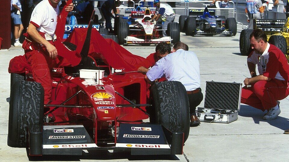 Ferrari drehte 1999 in Malaysia die Disqualifikation, Foto: LAT Images