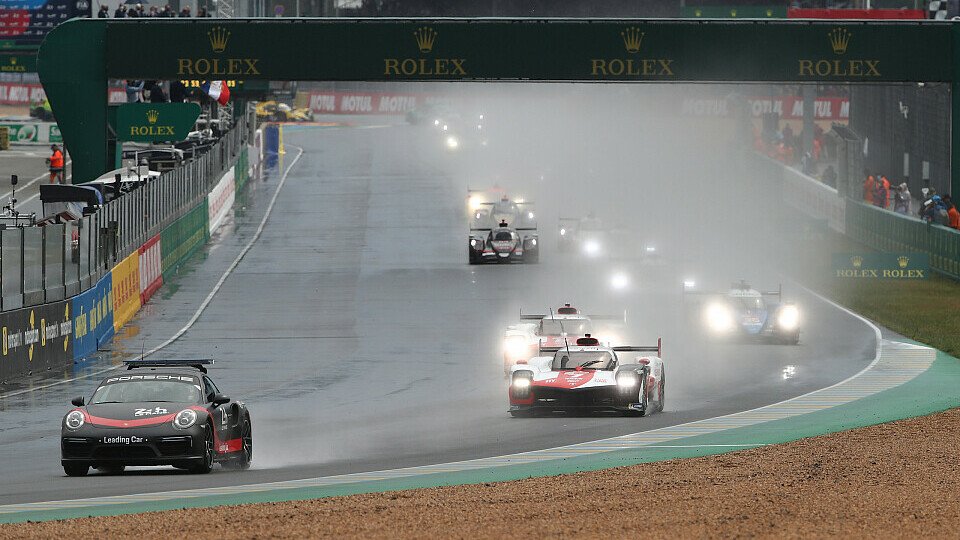 So ging es am Samstag in Le Mans los, Foto: LAT Images