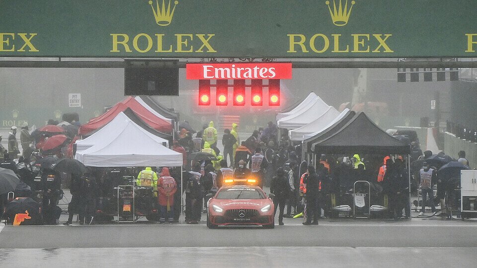 Die Formel 1 erlebte in Spa 2021 ein einzigartiges Chaos, Foto: LAT Images