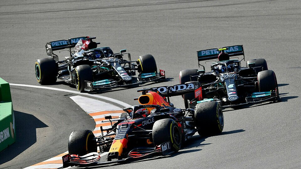 Max Verstappen war für das Mercedes-Duo Hamilton und Bottas in Zandvoort unbesiegbar