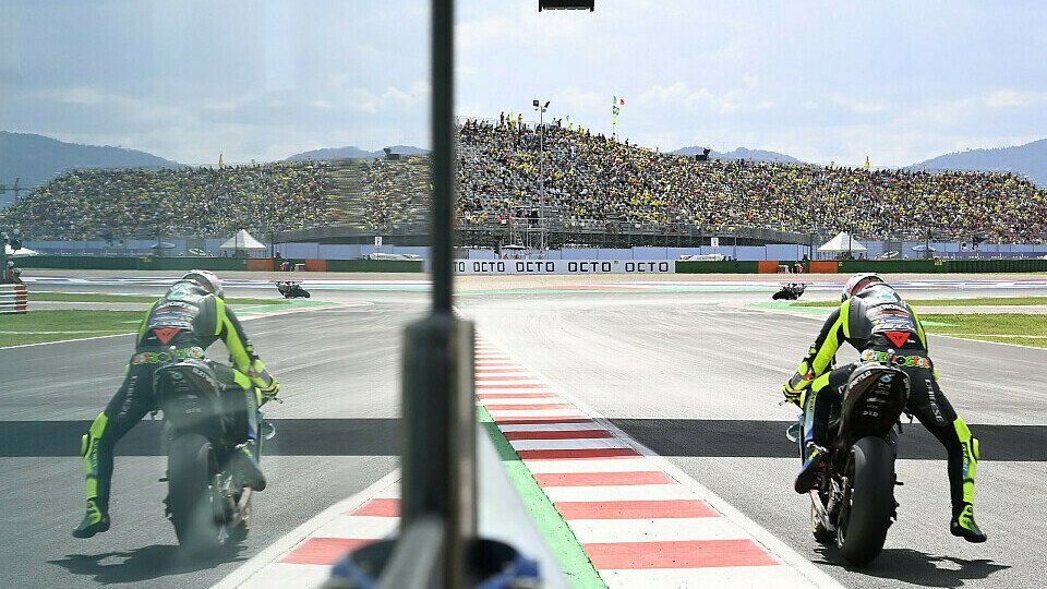Valentino Rossi holte am Samstag nur Startplatz 23, Foto: LAT Images