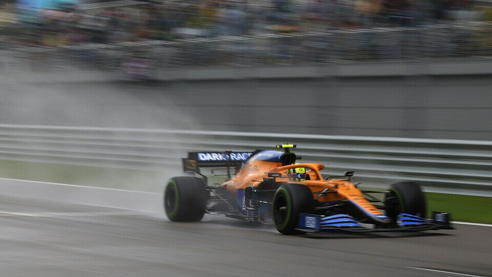 McLaren-Pilot Lando Norris fuhr im Regenpoker in Sotschi auf die Pole Position, Foto: LAT Images