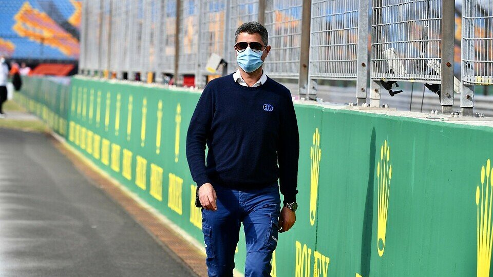 Michael Masi ist nicht mehr länger Teil der FIA, Foto: LAT Images