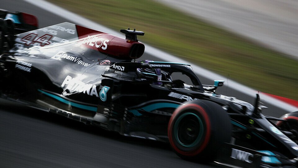 Lewis Hamilton hat sich nach seiner Strafe mental auf die bevorstehende Aufholjagd im Türkei GP eingestellt, Foto: LAT Images