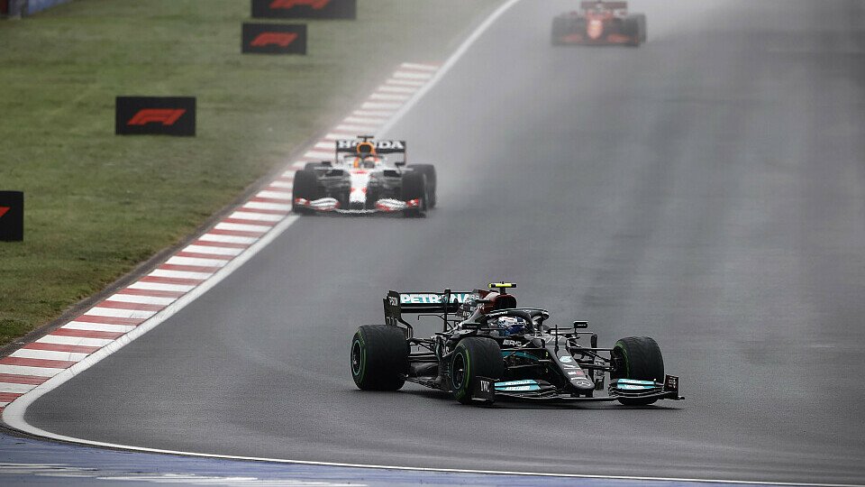 Heute in der Formel 1: Bottas führt vor Verstappen, Hamilton pflügt durchs Feld, Foto: LAT Images