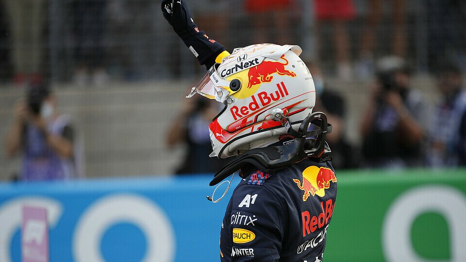 Max Verstappen schlägt zurück und holt sich vor Lewis Hamilton die Pole Position, Foto: LAT Images