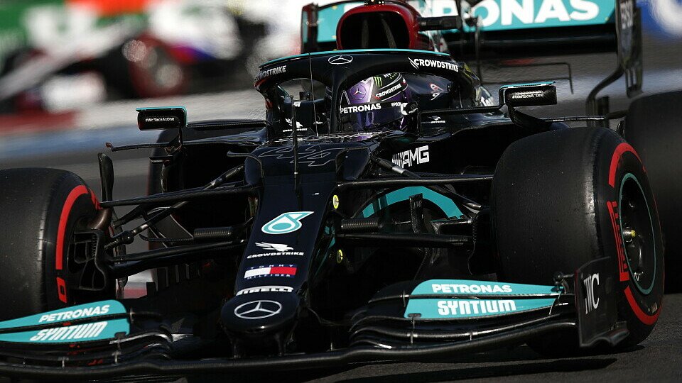 Lewis Hamilton ist von dem Ergebnis des Qualifyings schockiert, Foto: LAT Images